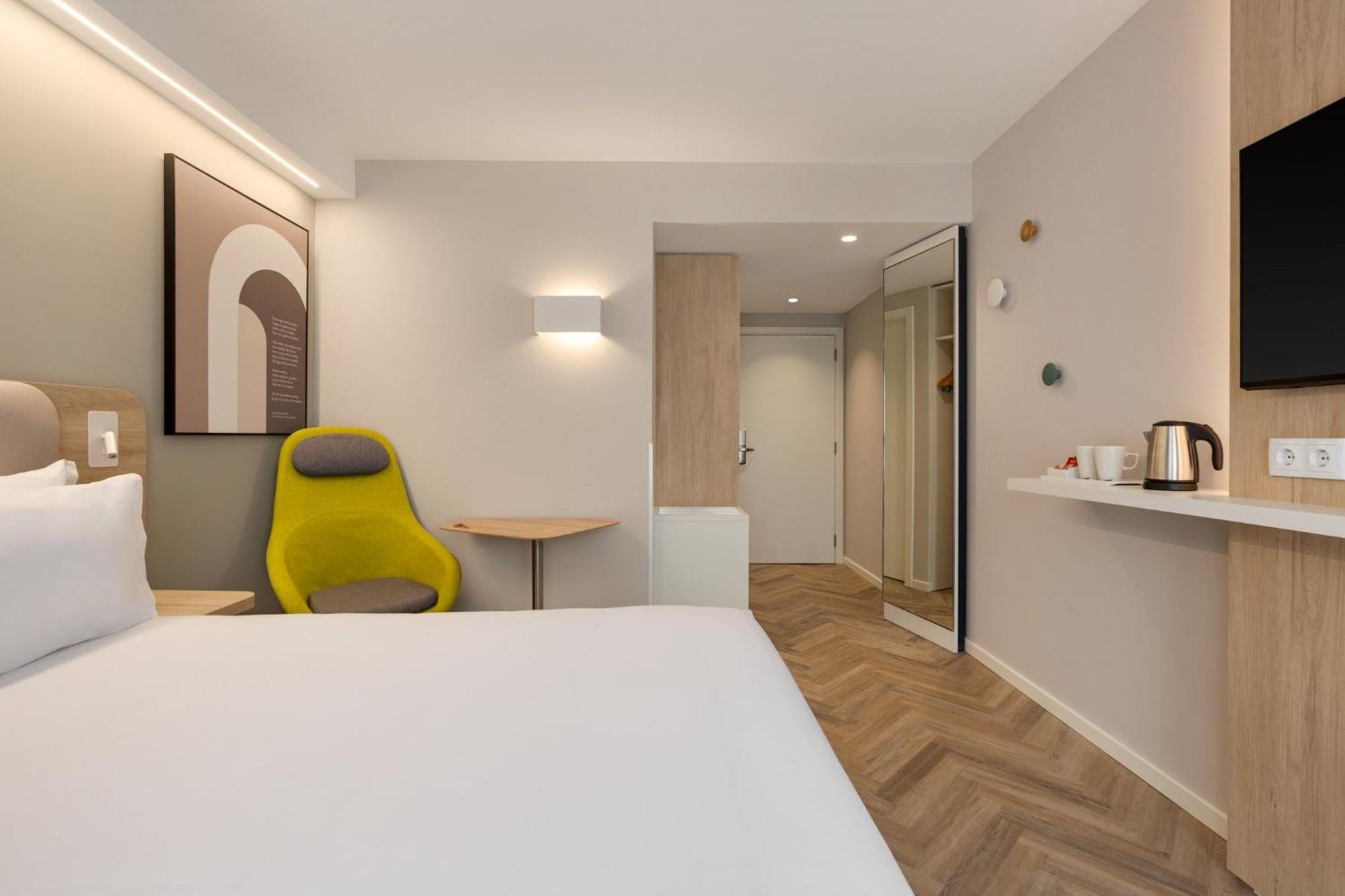 Holiday Inn Express Evora By Ihg Экстерьер фото