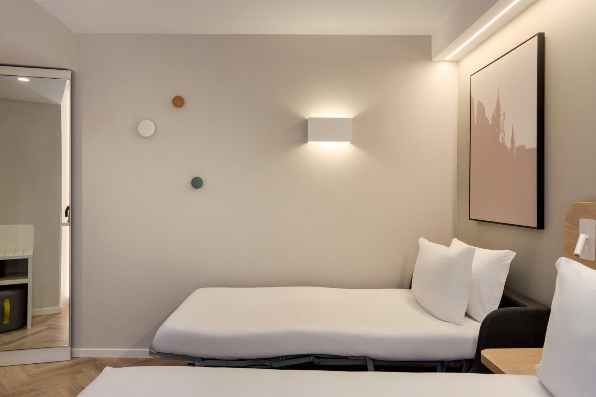 Holiday Inn Express Evora By Ihg Экстерьер фото