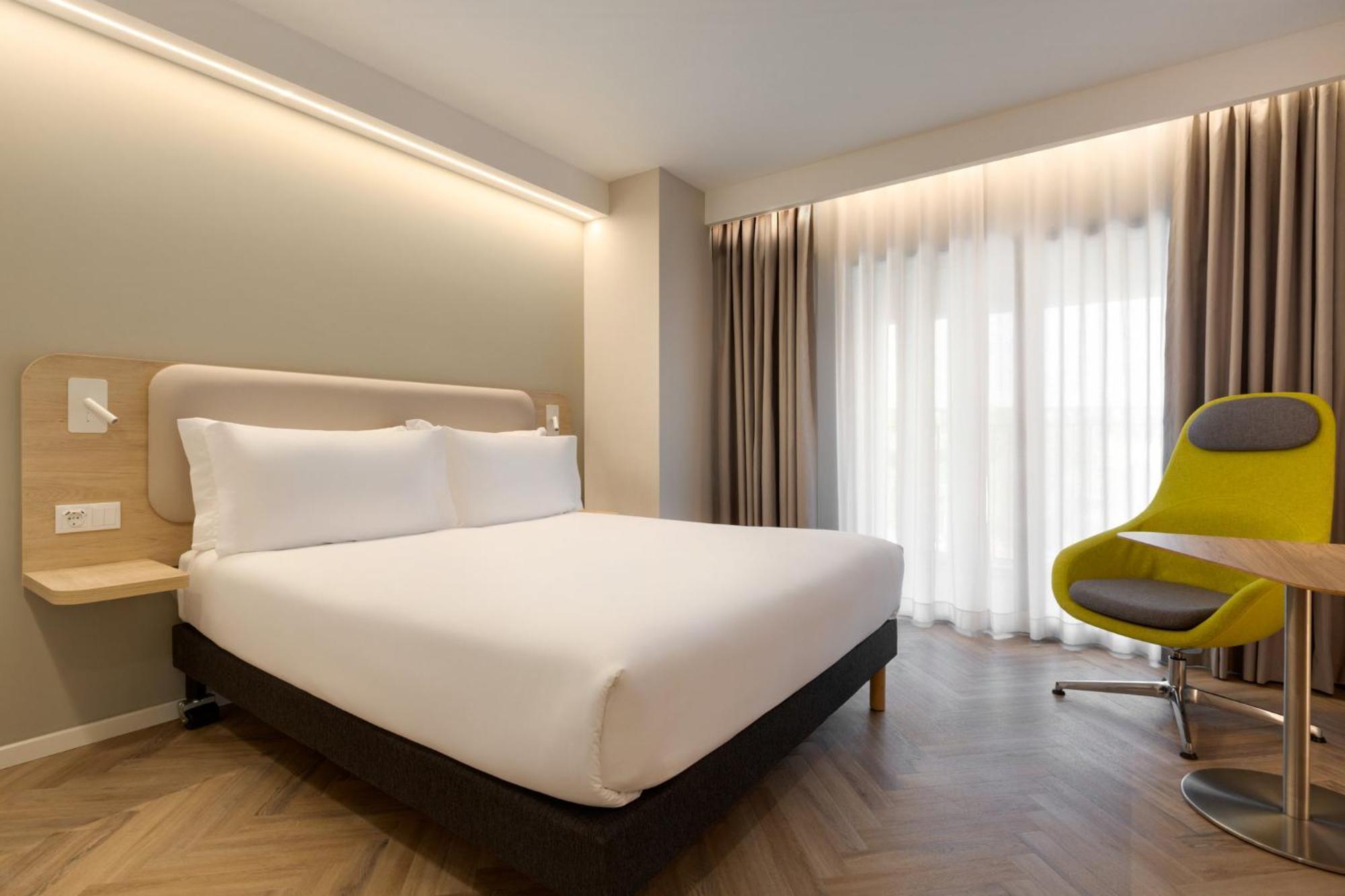 Holiday Inn Express Evora By Ihg Экстерьер фото
